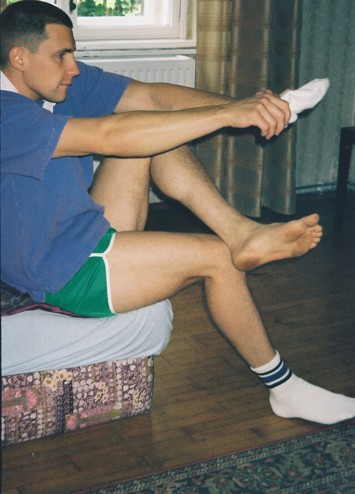 Co-Ed Cloud Socks image
