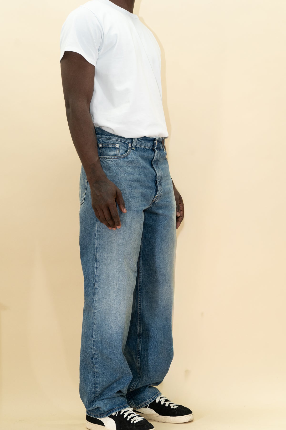 5-pocket denim jeans image
