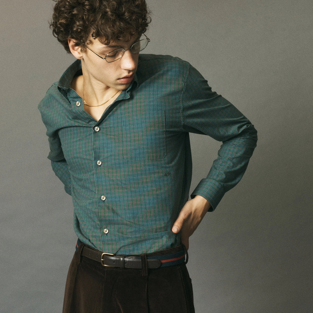 Mickey Buttondown