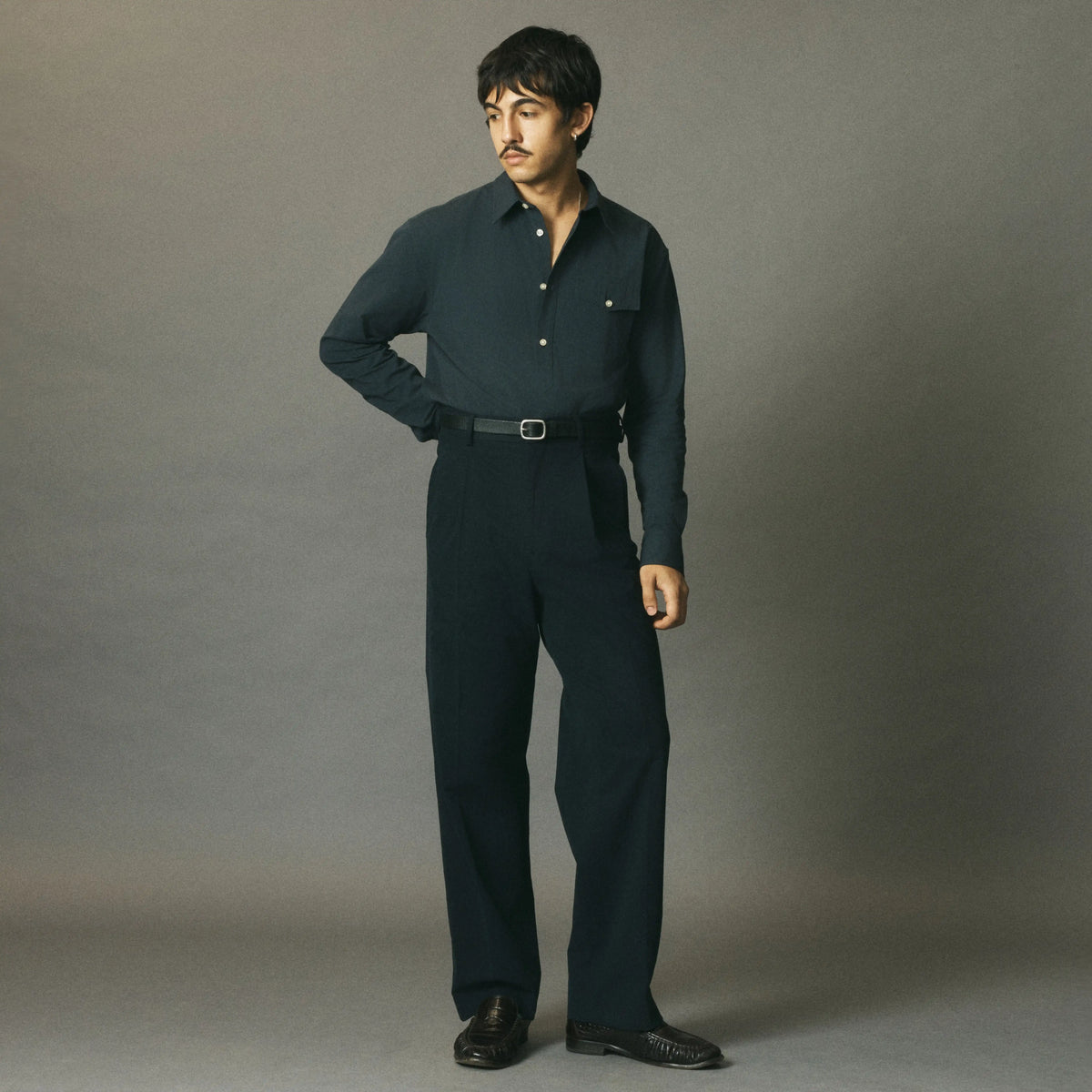 Pop-over Buttondown image