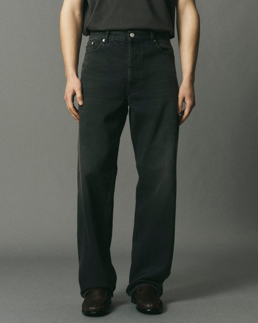 Penta 5-Pocket Black Jeans