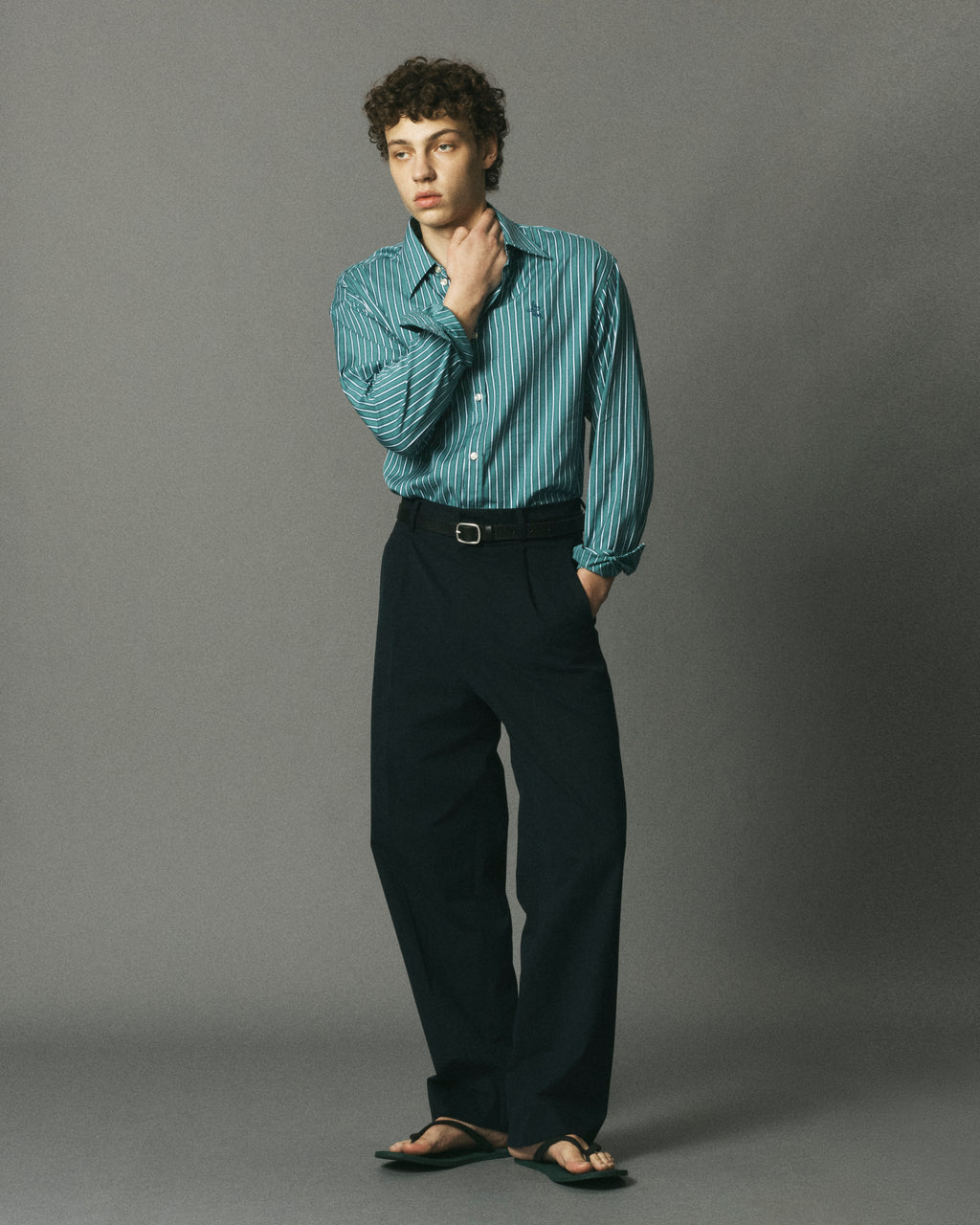 Navy Brushed Cotton Pleated Trouser