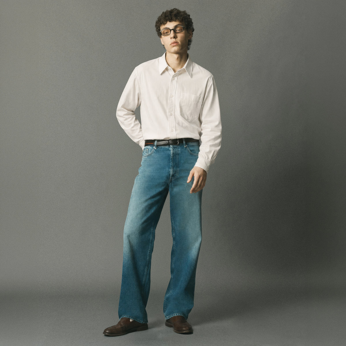 Perennial Buttondown image